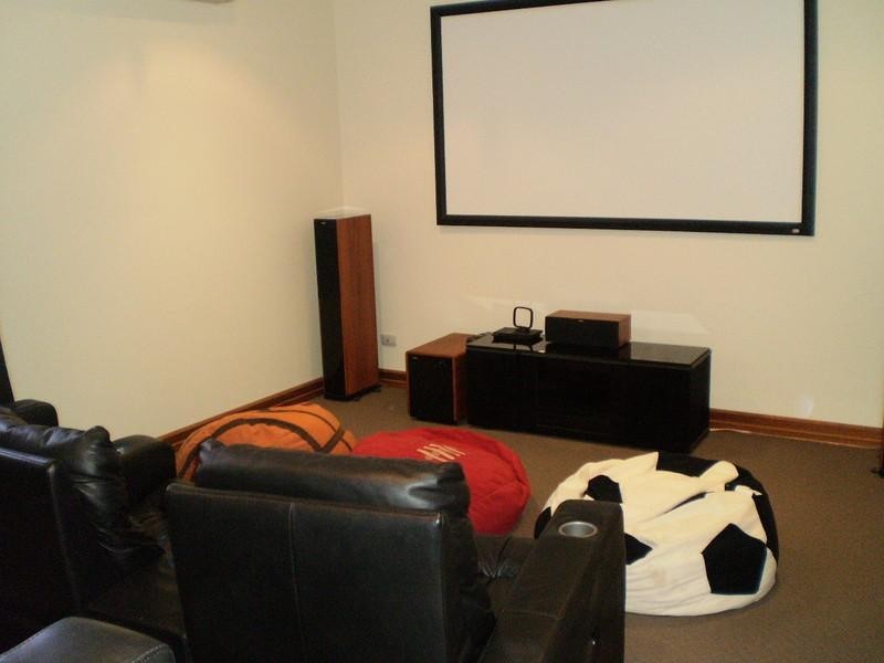 106 Stradbroke Avenue, Wynnum QLD 4178