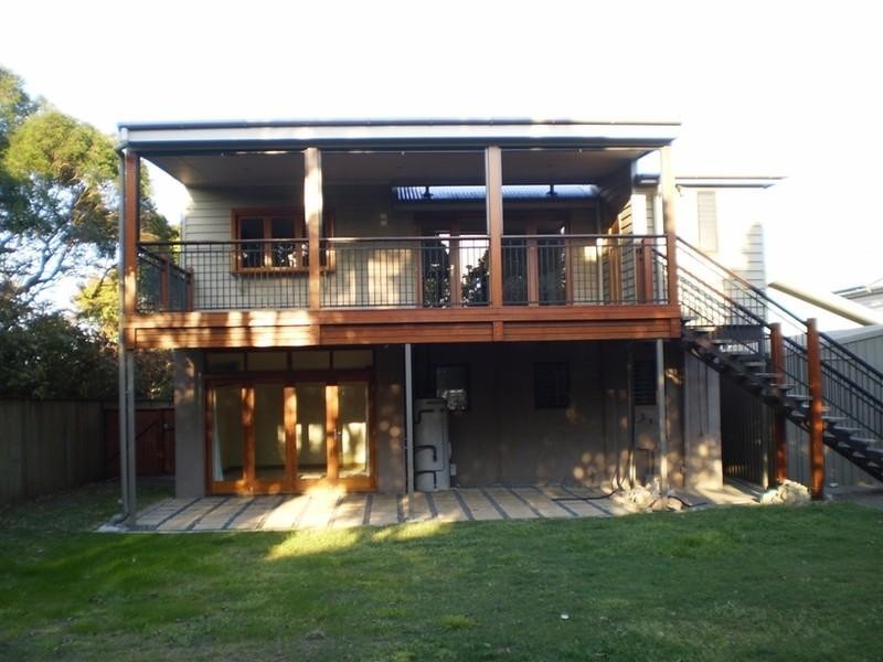 106 Stradbroke Avenue, Wynnum QLD 4178