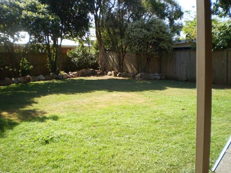 106 Stradbroke Avenue, Wynnum QLD 4178