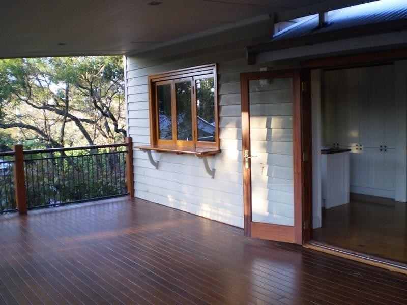 106 Stradbroke Avenue, Wynnum QLD 4178