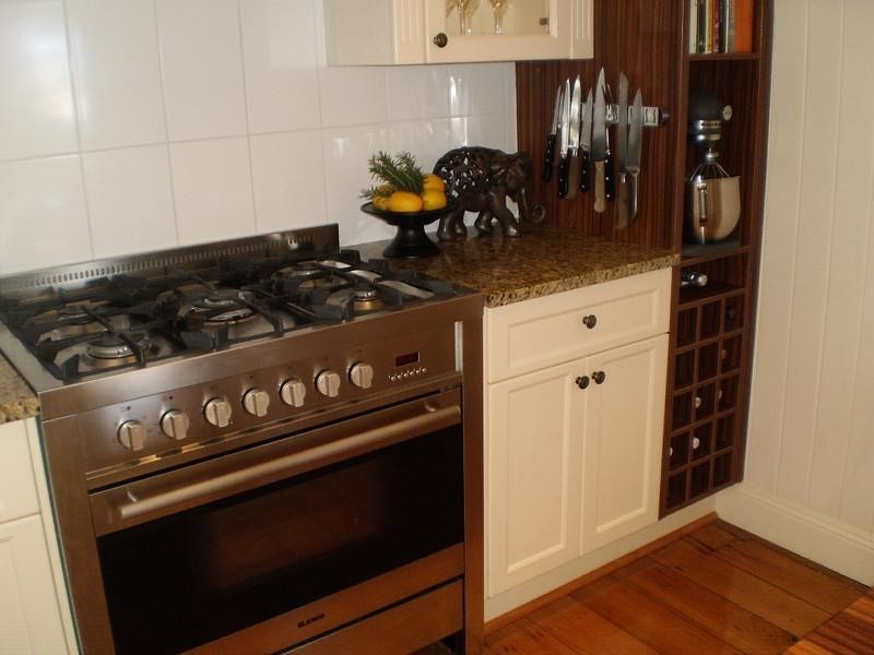 106 Stradbroke Avenue, Wynnum QLD 4178