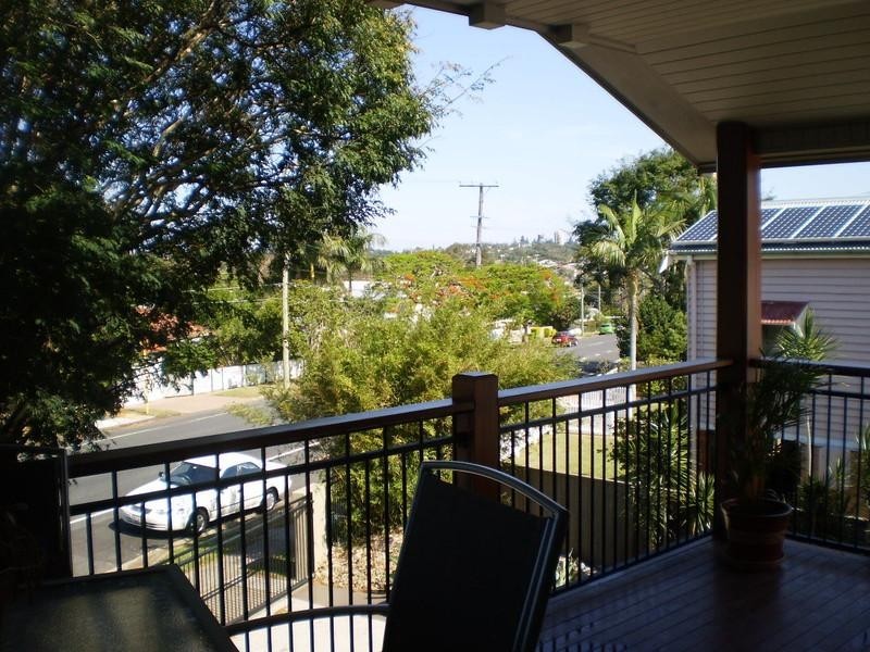 106 Stradbroke Avenue, Wynnum QLD 4178