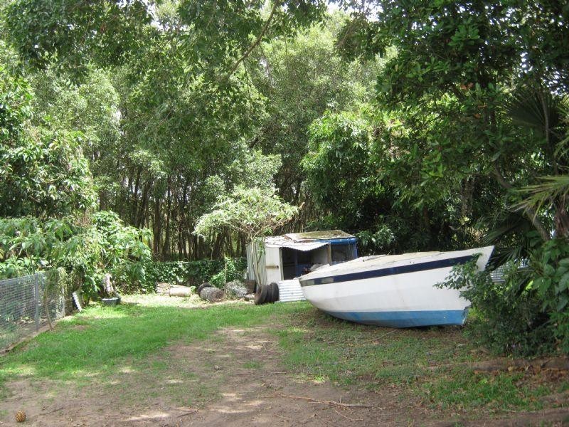 33 Kianawah Road, Wynnum West QLD 4178