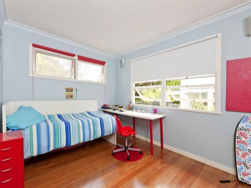 37 Banoon Drive, Wynnum QLD 4178