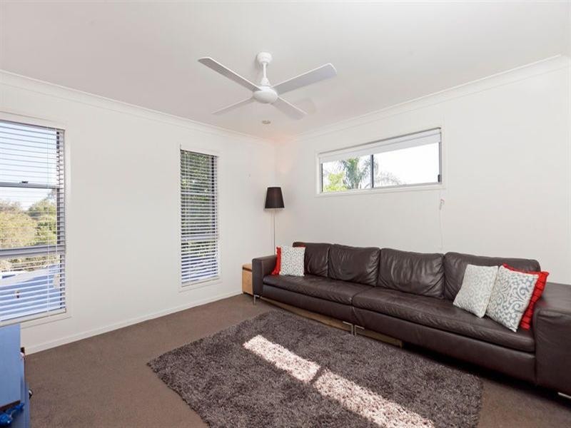 49 Haig Street, Wynnum QLD 4178