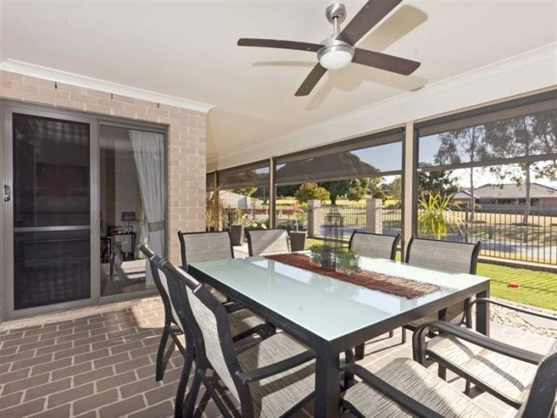 6 Figtree Place, Wakerley QLD 4154