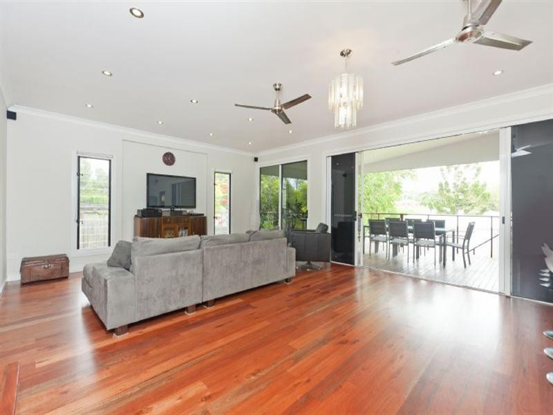 29 Killarney Avenue, Manly West QLD 4179