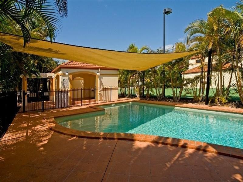 32/74 Plaza Street, Wynnum West QLD 4178