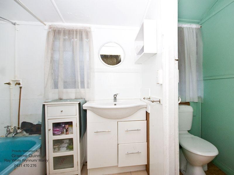 104 Stratton Terrace, Manly QLD 4179