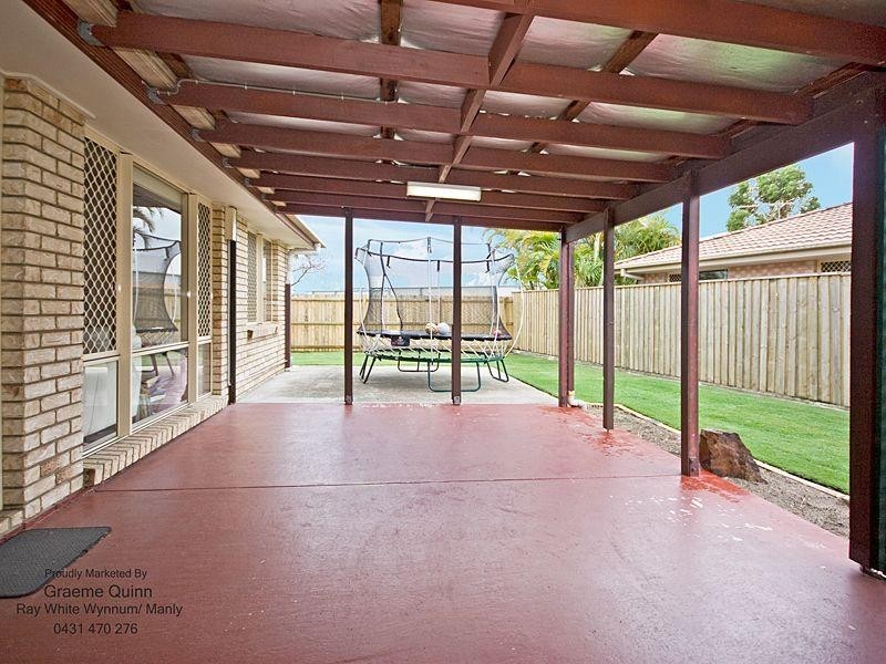 35 Plaza Street, Wynnum West QLD 4178