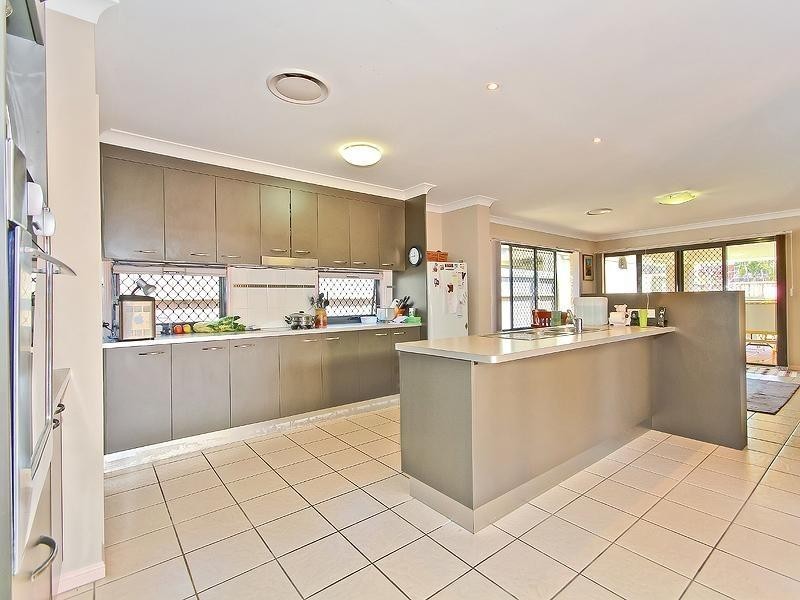 192 Pine Street, Wynnum QLD 4178