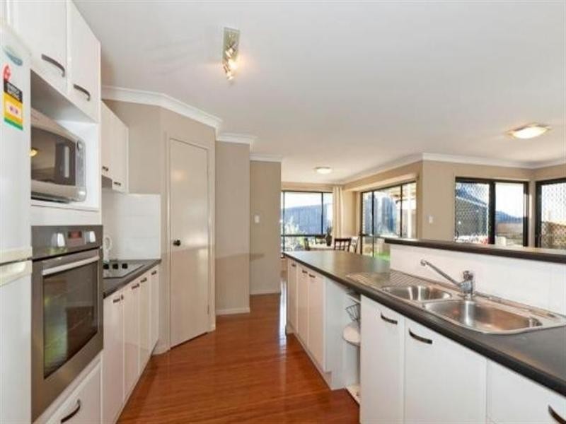 47A Gannon Avenue, Manly QLD 4179