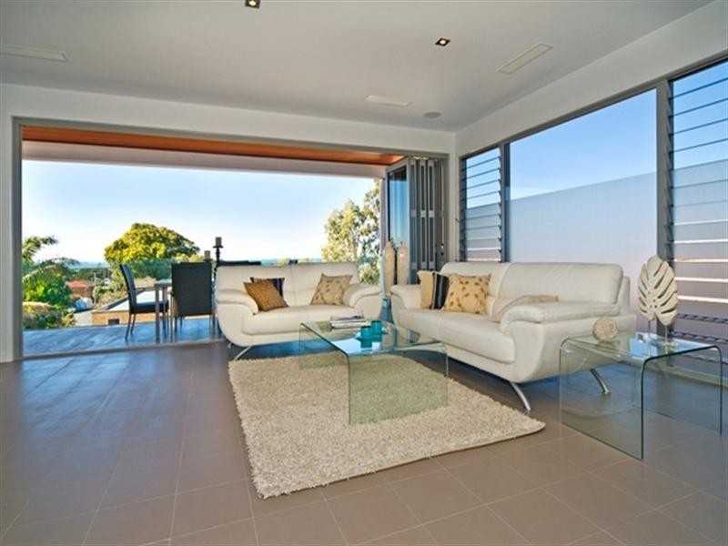 132 Carlton Terrace, Manly QLD 4179