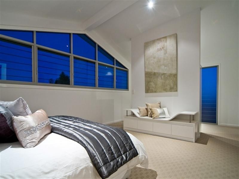 132 Carlton Terrace, Manly QLD 4179