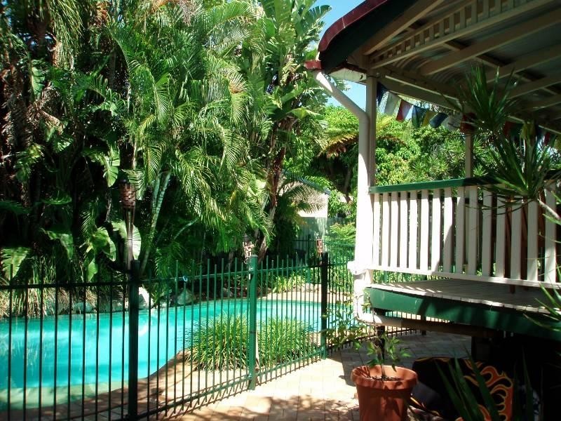 16 Goswell Street, Manly QLD 4179
