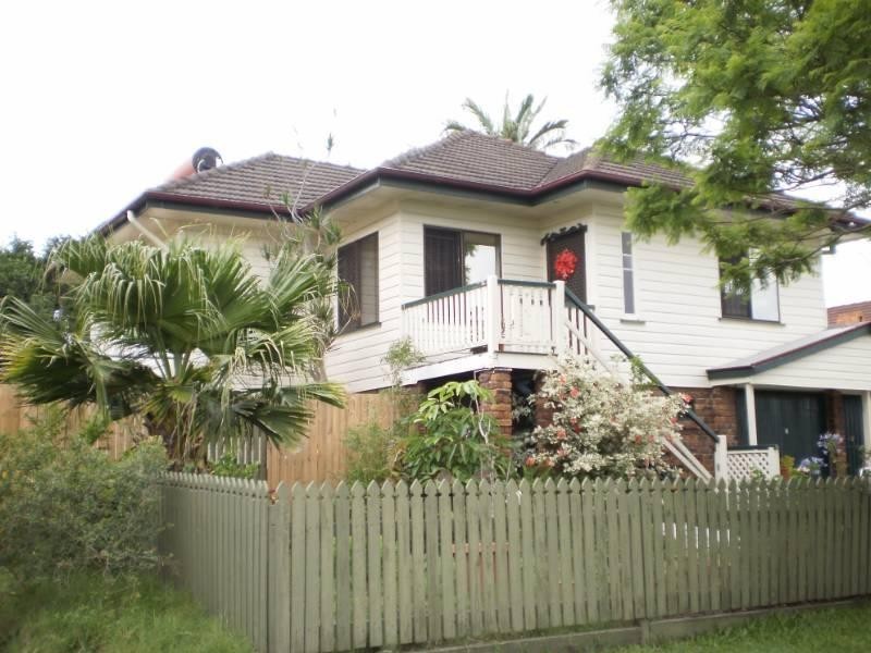 16 Goswell Street, Manly QLD 4179