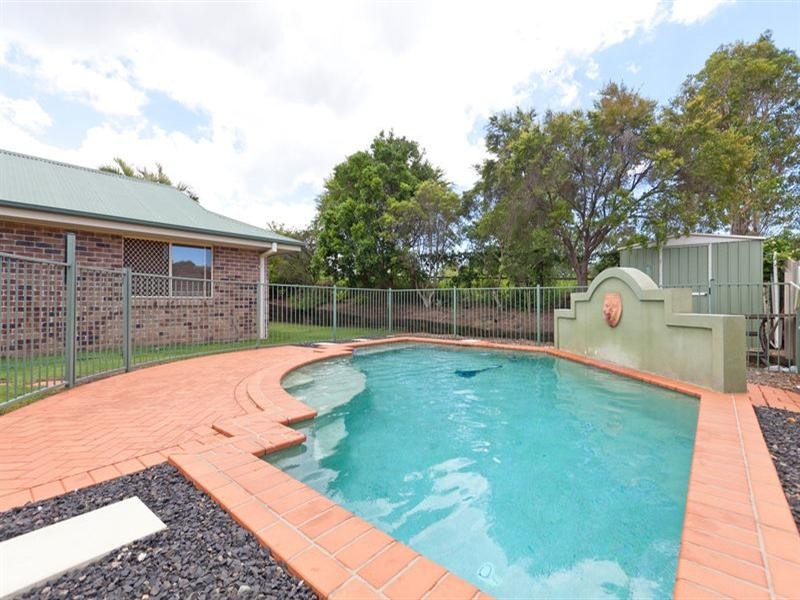 33 Dowling Place, Manly West QLD 4179