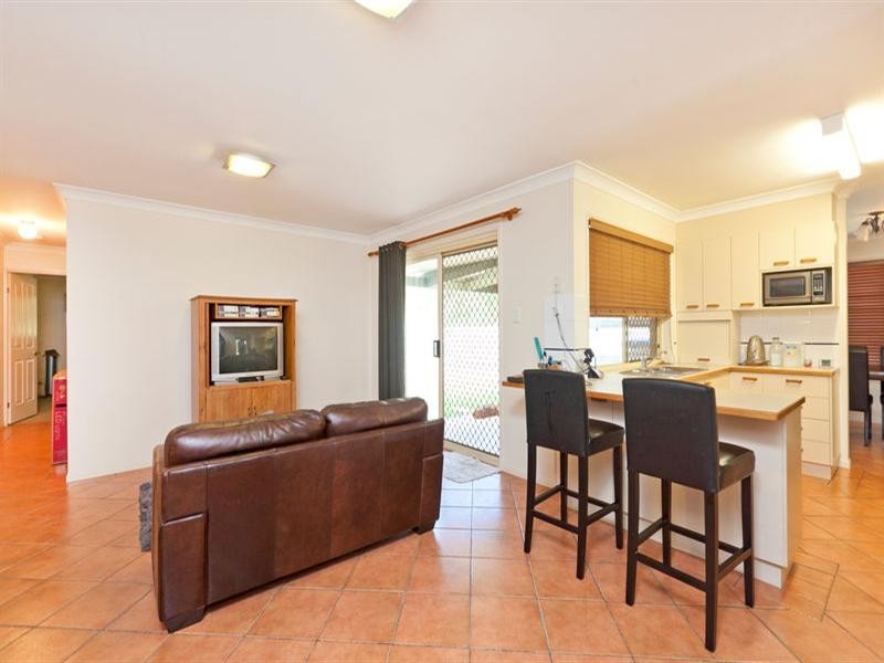 33 Dowling Place, Manly West QLD 4179