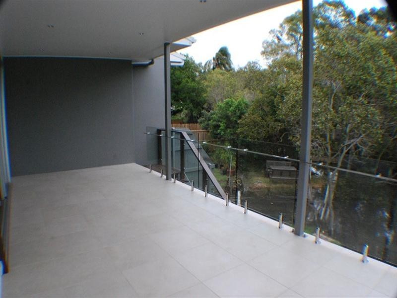 42 St Catherines Terrace, Wynnum QLD 4178