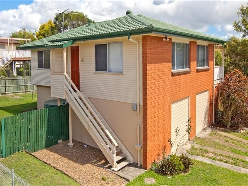 15 School Road, Wynnum West QLD 4178