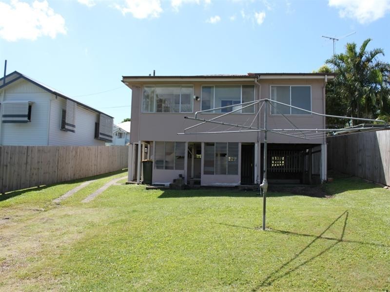 16 Haylock Street, Wynnum QLD 4178