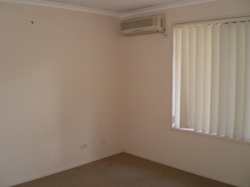 33 Hutton Avenue, Wynnum QLD 4178