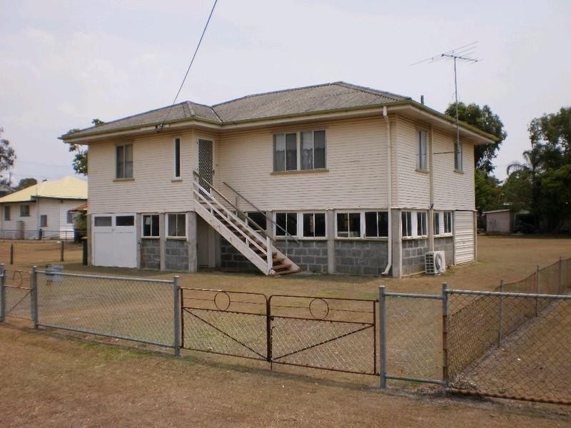 21 Seaford Street, Wynnum QLD 4178