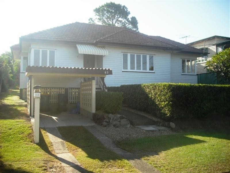 63 Delsie Street, Cannon Hill QLD 4170