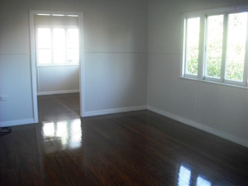 63 Delsie Street, Cannon Hill QLD 4170