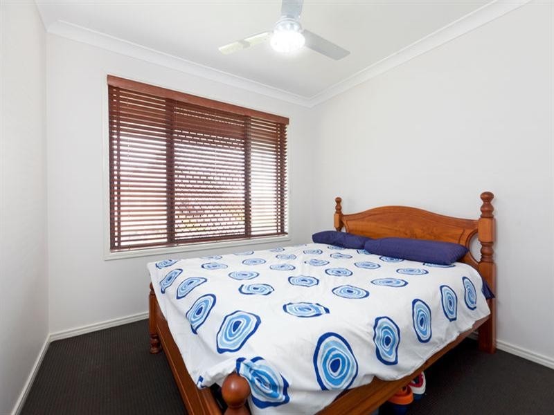 42 Whipbird Circuit, Victoria Point QLD 4165