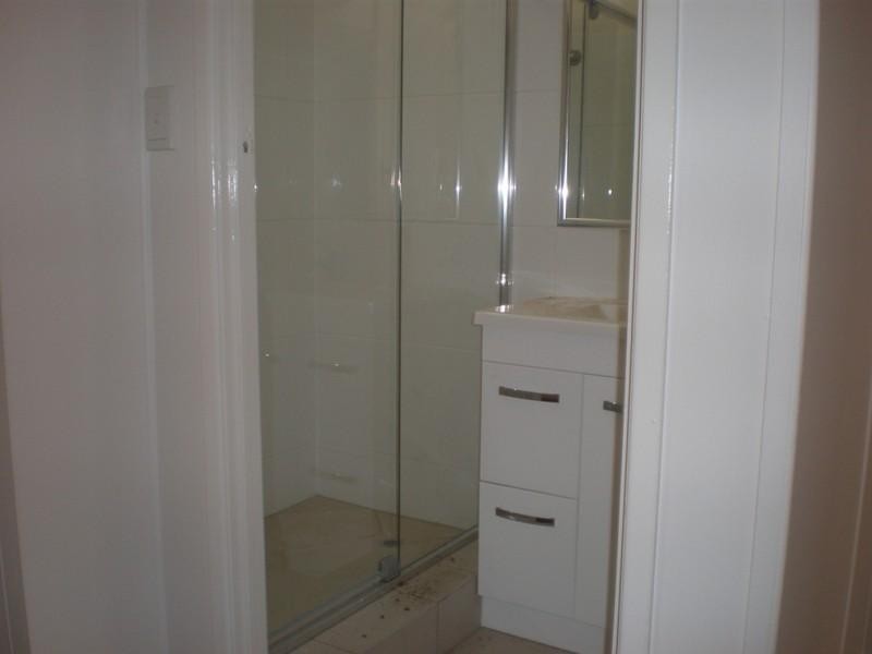 2/96 Kingsley Terrace, Manly QLD 4179