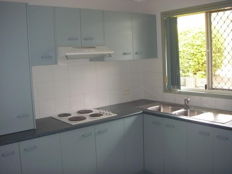 9/11 Trevally Crescent, Manly West QLD 4179