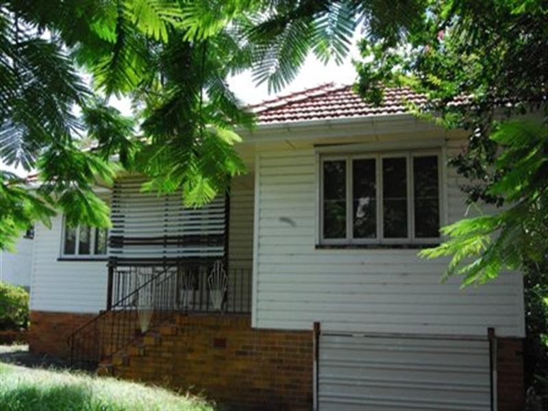 8 Norland Street, Wynnum QLD 4178