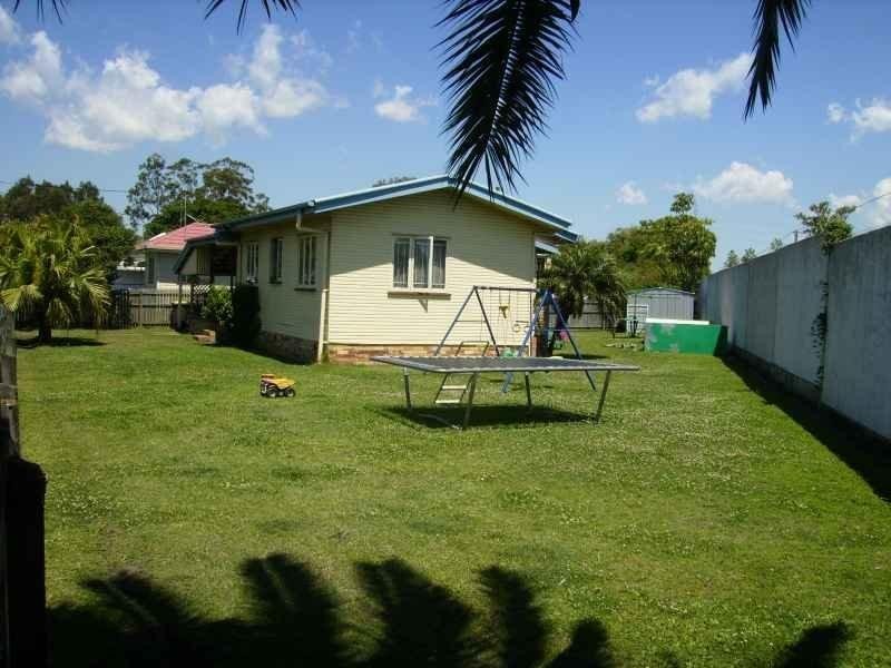 7 Kianawah Road, Wynnum West QLD 4178