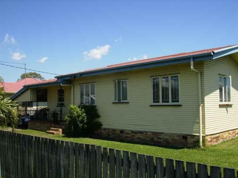 7 Kianawah Road, Wynnum West QLD 4178