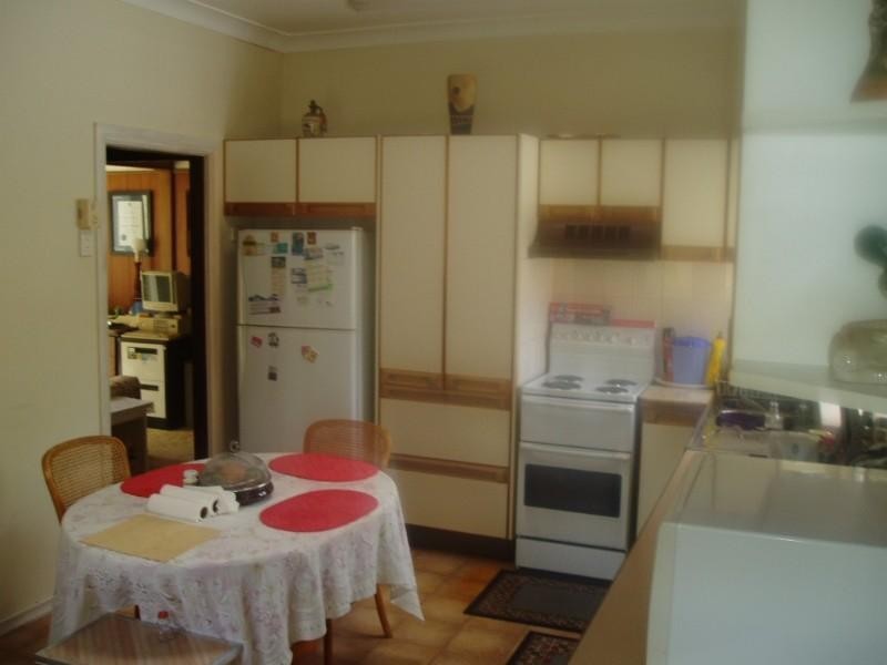 90 Haylock Street, Wynnum QLD 4178