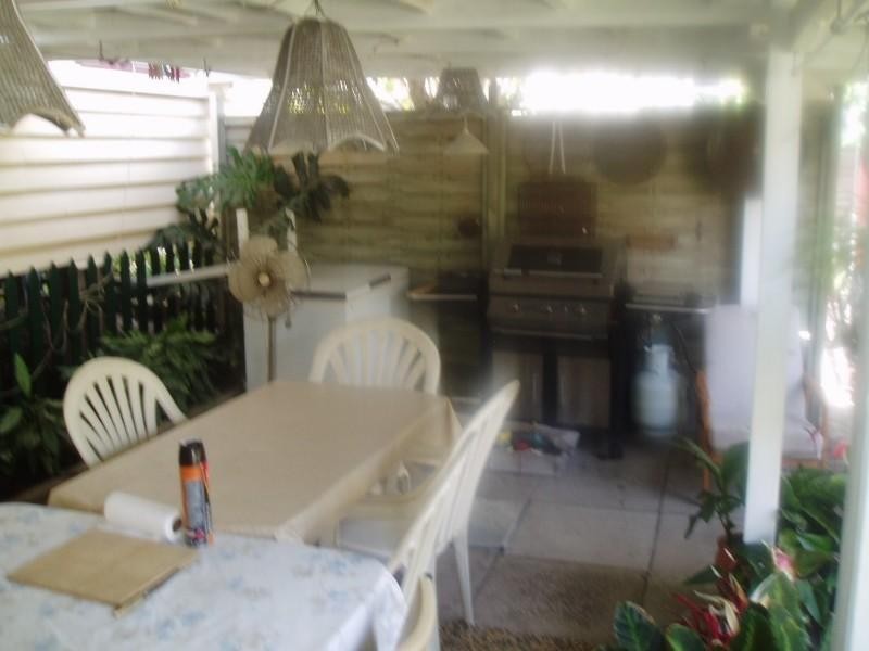 90 Haylock Street, Wynnum QLD 4178