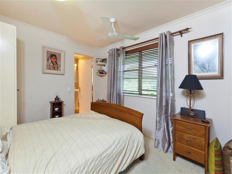 9/61 Waterloo Esplanade, Wynnum QLD 4178
