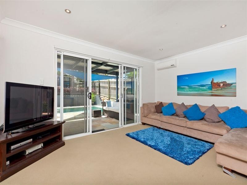 30 Killarney Avenue, Manly West QLD 4179
