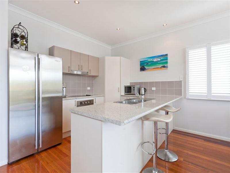 30 Killarney Avenue, Manly West QLD 4179