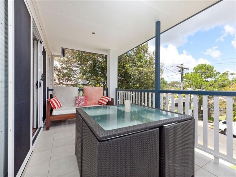 30 Killarney Avenue, Manly West QLD 4179