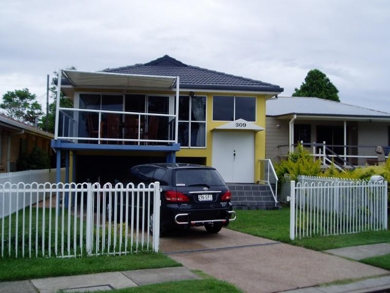 309 Upper Esplanade, Manly QLD 4179