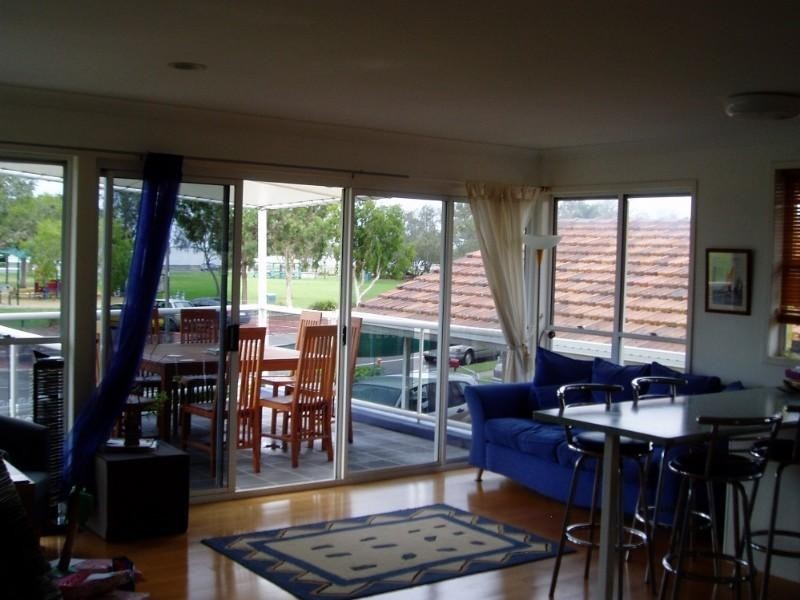 309 Upper Esplanade, Manly QLD 4179