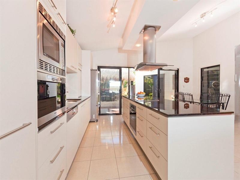 21 Clarance Street, Wakerley QLD 4154