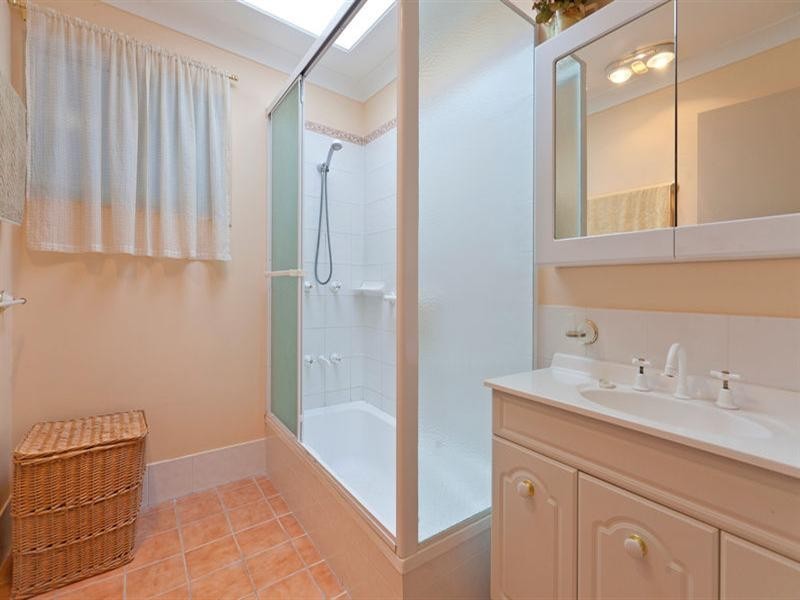 10 Meilandt Street, Wynnum QLD 4178