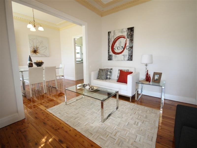 46 Crown Street, Wynnum QLD 4178