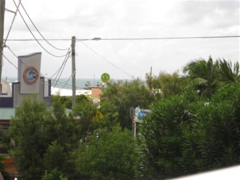 1/189 Melville Terrace, Manly QLD 4179