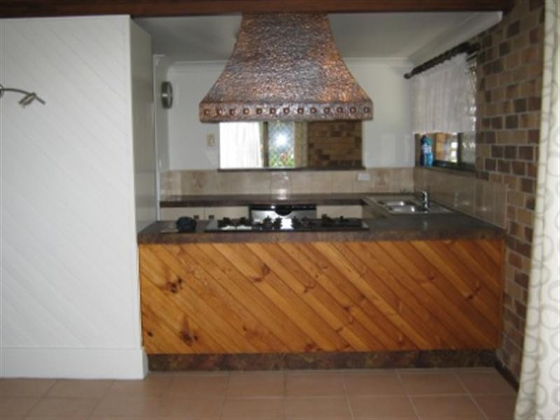 1/189 Melville Terrace, Manly QLD 4179