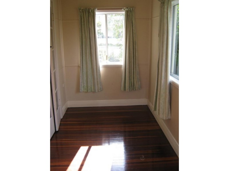 26 Manly Road, Manly QLD 4179