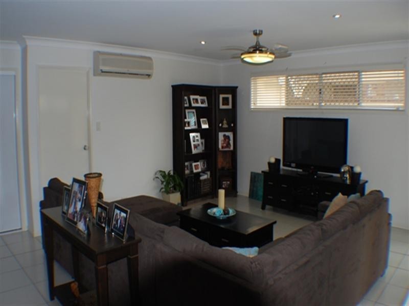 64 Higgs Crct, Wynnum West QLD 4178